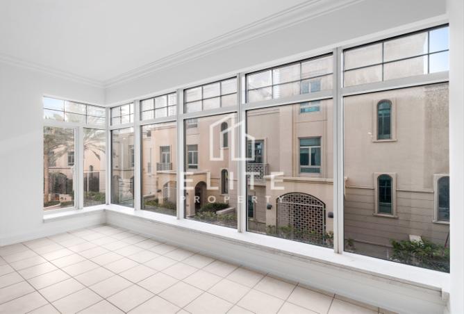 تصميم واسع | بدون مبرد | جاهز للسكن