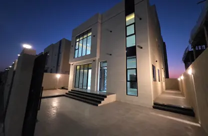 فيلا - 4 غرف نوم - 6 حمامات للبيع في الزاهية جاردنز - الزاهية - عجمان