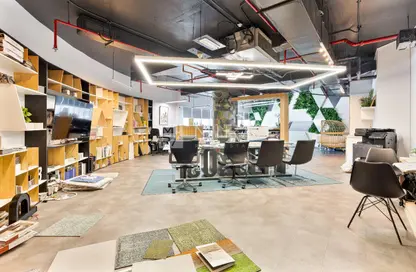 Office Space - Studio - 1 Bathroom for sale in Business Tower - Business Bay - Dubai