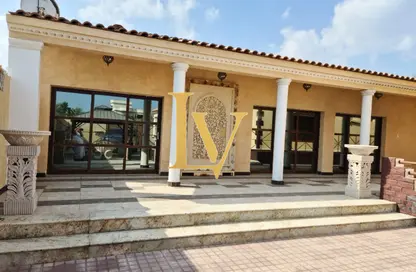 Villa - 5 Bedrooms - 6 Bathrooms for sale in Fujairah Beach - Downtown Fujairah - Fujairah