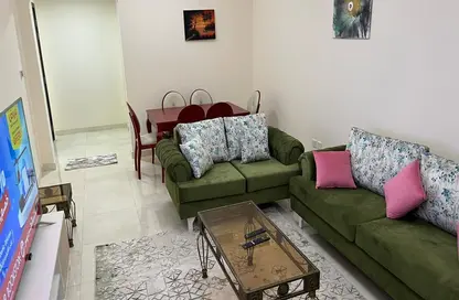 Apartment - 2 Bedrooms - 2 Bathrooms for rent in Riviera Tower - Al Majaz 3 - Al Majaz - Sharjah