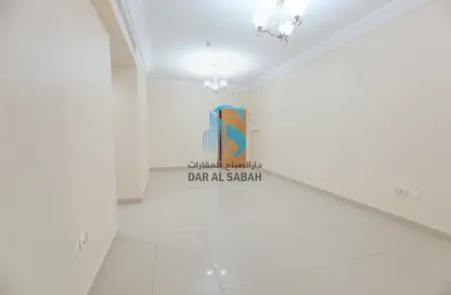شقة - 2 غرف نوم - 2 حمامات للايجار في مساكن النهضة - النهدة - الشارقة