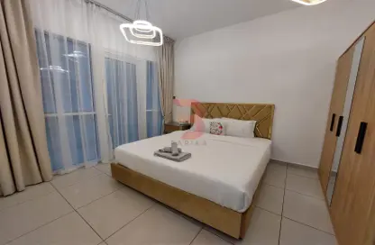 Room / Bedroom image for: Apartment - 1 Bedroom - 2 Bathrooms for rent in Marina Pinnacle - Dubai Marina - Dubai, Image 1