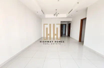 شقة - 2 غرف نوم - 3 حمامات للايجار في برج صحارى 5 - مجمع صحارى - النهدة - الشارقة