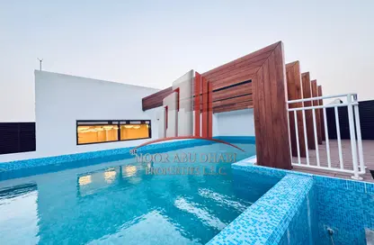 Apartment - 3 Bedrooms - 5 Bathrooms for rent in Al Ain Compound - Bida Bin Ammar - Asharej - Al Ain
