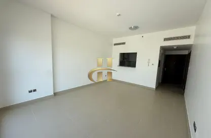 شقة - 2 غرف نوم - 3 حمامات للايجار في جيوار - قرية الجميرا سركل - دبي