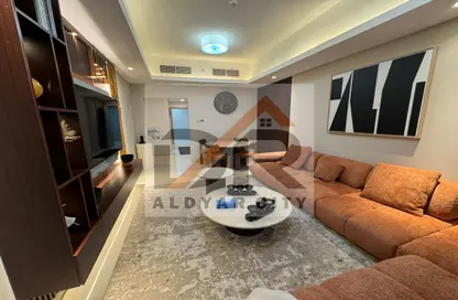 شقة - غرفة نوم - 2 حمامات للايجار في مساكن كورنيش عجمان - طريق كورنيش عجمان - عجمان