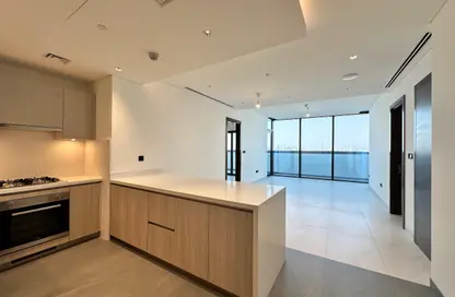 شقة - 2 غرف نوم - 4 حمامات للايجار في برج The Crest A - ذا كريست - صبحا هارتلاند - مدينة الشيخ محمد بن راشد - دبي