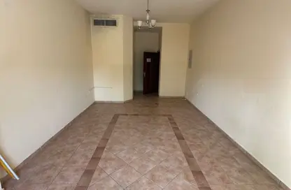 شقة - 3 غرف نوم - 3 حمامات للايجار في برج المجاز - المجاز - الشارقة شقة - 3 غرف نوم - 3 حمامات للايجار في برج المجاز - المجاز - الشارقة