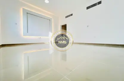 Apartment - Studio - 1 Bathroom for rent in Al Mushrif - Abu Dhabi
