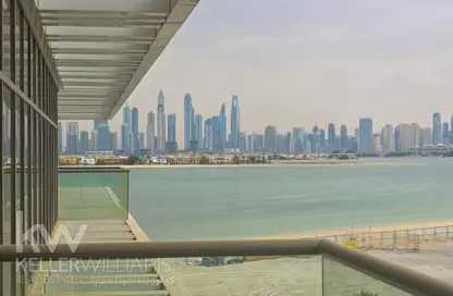 Apartment - 2 Bedrooms - 3 Bathrooms for sale in The 8 - The Crescent - Palm Jumeirah - Dubai