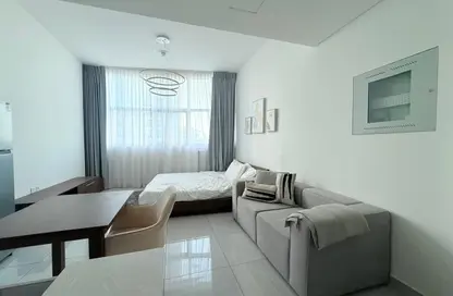 Apartment - Studio - 1 Bathroom for rent in O2 Tower - Jumeirah Village Circle - Dubai
