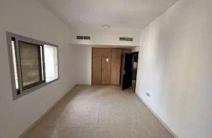 شقة - 2 غرف نوم - 2 حمامات للايجار في الجرف الصناعية 3 - الجرف الصناعية - عجمان شقة - 2 غرف نوم - 2 حمامات للايجار في الجرف الصناعية 3 - الجرف الصناعية - عجمان