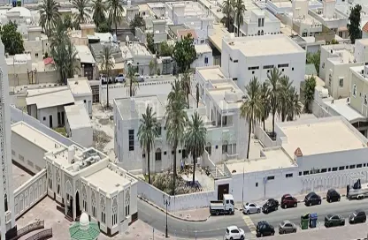 أرض - استوديو للايجار في منطقة الخالدية - الشارقة