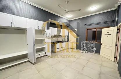 شقة - 1 حمام للايجار في 2 المويهات - المويهات - عجمان شقة - 1 حمام للايجار في 2 المويهات - المويهات - عجمان