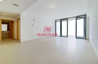 شقة - غرفة نوم - 2 حمامات للايجار في A - الزينة - شاطئ الراحة - أبوظبي