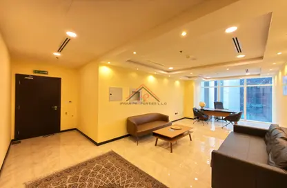 Office Space - Studio for rent in Park Lane Tower - Business Bay - Dubai