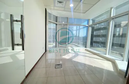 مكتب - استوديو - 4 حمامات للايجار في برج الكورنيش - شارع الكورنيش - أبوظبي مكتب - استوديو - 4 حمامات للايجار في برج الكورنيش - شارع الكورنيش - أبوظبي