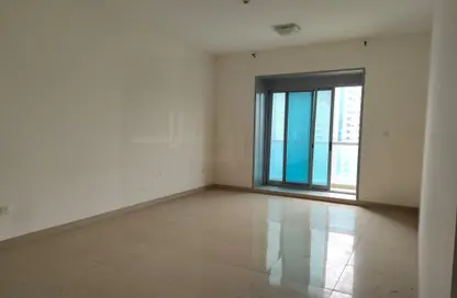 Apartment - 2 Bedrooms - 3 Bathrooms for rent in Corniche Ajman - Ajman