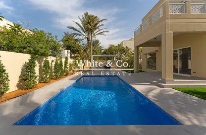 Villa - 4 Bedrooms - 4 Bathrooms for rent in Meadows 9 - Meadows - Dubai