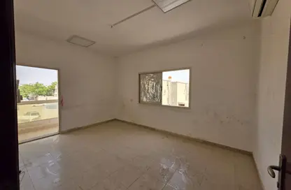 Apartment - 2 Bedrooms - 2 Bathrooms for rent in Al Mowaihat 3 - Al Mowaihat - Ajman