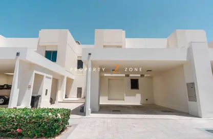 Townhouse - 3 Bedrooms - 4 Bathrooms for rent in Noor Townhouses - Town Square - Dubai