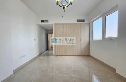 شقة - غرفة نوم - 2 حمامات للايجار في مجمع دبي ريزيدنس - دبي