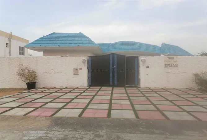 Villa - 4 Bedrooms - 4 Bathrooms for sale in Al Mizhar 2 - Al Mizhar - Dubai