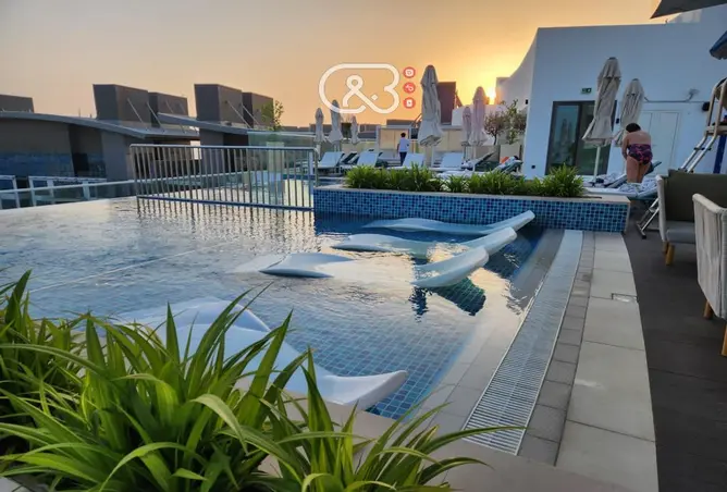 Apartment - 1 Bedroom - 2 Bathrooms for sale in Seven Palm - Palm Jumeirah - Dubai