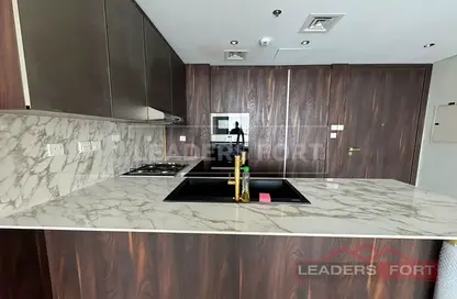 شقة - غرفة نوم - 2 حمامات للايجار في أفينيو ريزيدنس 4 - افينيو ريزدنس - الفرجان - دبي