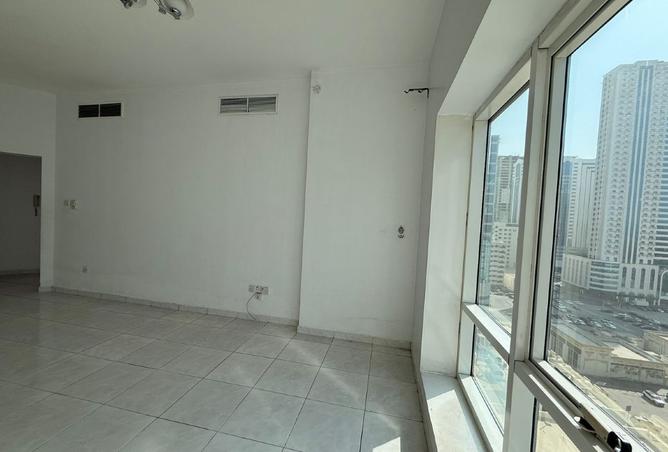 16032001 - Property Image 3