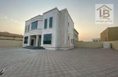 Villa - 5 Bedrooms - 5 Bathrooms for sale in Al Dhait North - Al Dhait - Ras Al Khaimah