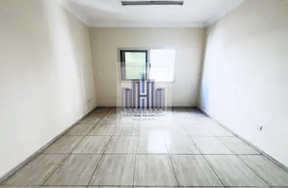 Apartment - 1 Bedroom - 2 Bathrooms for rent in Muwaileh Commercial - Sharjah