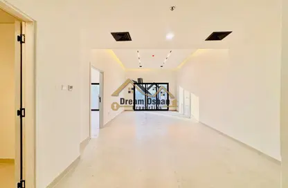 Apartment - 1 Bedroom - 2 Bathrooms for rent in Al Amir Abdullah Building - Al Warsan 4 - Al Warsan - Dubai