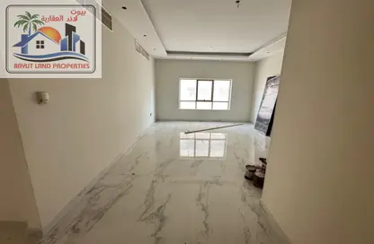 شقة - 2 غرف نوم - 2 حمامات للايجار في مساكن كورنيش عجمان - طريق كورنيش عجمان - عجمان