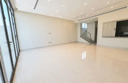 تاون هاوس - 3 غرف نوم - 4 حمامات للبيع في القرية الغربية - الفرجان - دبي