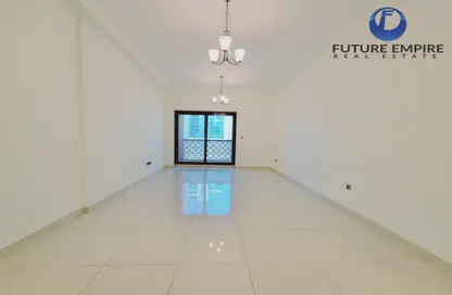 شقة - 2 غرف نوم - 3 حمامات للايجار في الجداف - دبي