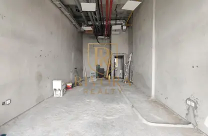Shop - Studio - 1 Bathroom for rent in Wadi Al Safa 2 - Dubai