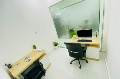 Office Space - Studio - 1 Bathroom for rent in Red Avenue - Al Garhoud - Dubai