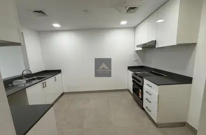 شقة - غرفة نوم - 2 حمامات للايجار في شقق أريج - الجادة - الشارقة