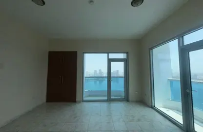 Apartment - 2 Bedrooms - 3 Bathrooms for sale in Al Majaz 3 - Al Majaz - Sharjah