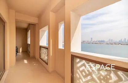 Apartment - 2 Bedrooms - 2 Bathrooms for rent in Balqis Residence - Kingdom of Sheba - Palm Jumeirah - Dubai