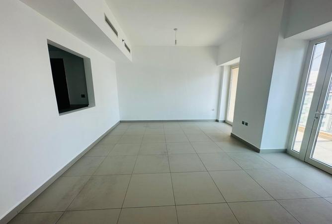 15240366 - Property Main Image
