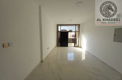 شقة - 2 غرف نوم - 3 حمامات للايجار في 2 المويهات - المويهات - عجمان