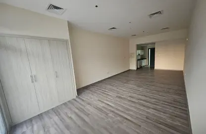 Apartment - Studio - 1 Bathroom for sale in Magnolia 1 - Emirates Gardens 2 - Jumeirah Village Circle - Dubai