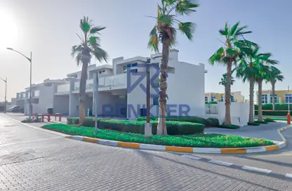 Townhouse - 3 Bedrooms - 3 Bathrooms for rent in Mimosa - Damac Hills 2 - Dubai