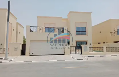Outdoor Building image for: Villa - 4 Bedrooms - 6 Bathrooms for rent in Nad Al Sheba 3 - Nad Al Sheba - Dubai, Image 1