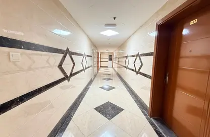 شقة - غرفة نوم - 1 حمام للايجار في طريق فاير ستاشن - مويلح - الشارقة