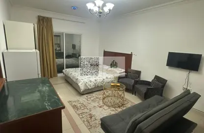 Apartment - Studio - 1 Bathroom for rent in Cornish Tower - Al Rumaila - Ajman