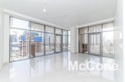 Apartment - 2 Bedrooms - 3 Bathrooms for rent in Boulevard Crescent 2 - BLVD Crescent - Downtown Dubai - Dubai